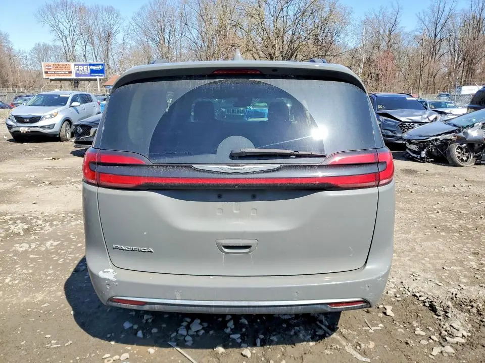 2022 CHRYSLER PACIFICA TOURING L  