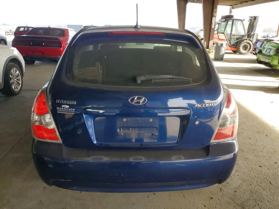 2010 HYUNDAI ACCENT GS  