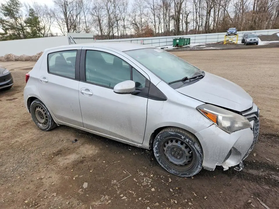 2017 TOYOTA YARIS   