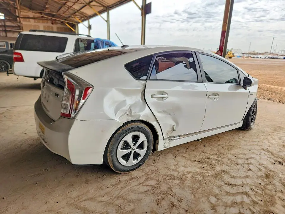 2013 TOYOTA PRIUS THREE  
