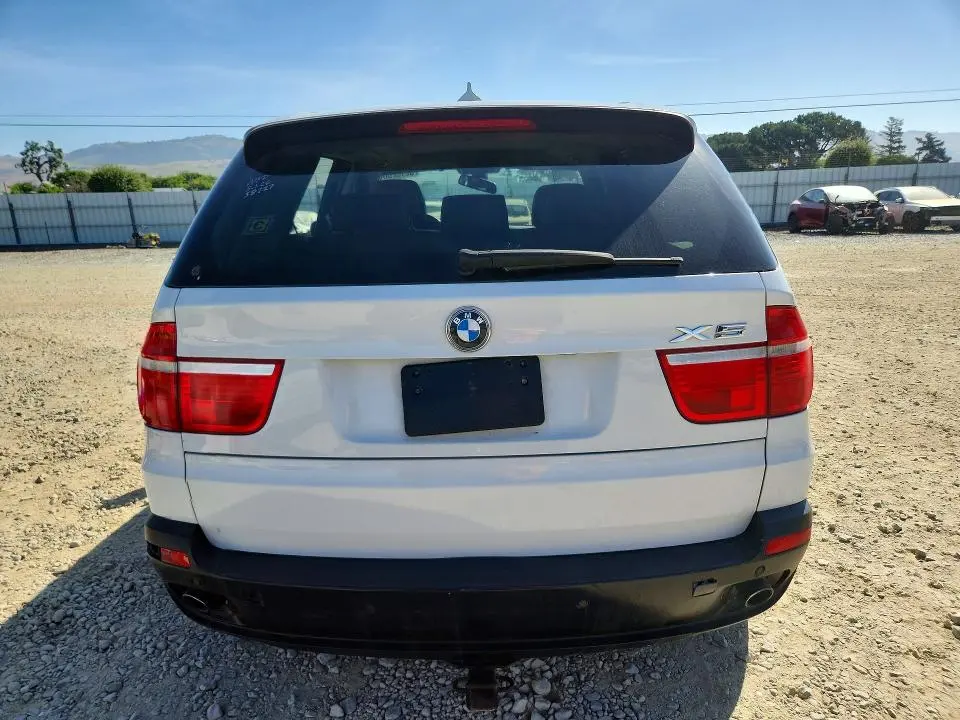 2010 BMW X5 M  