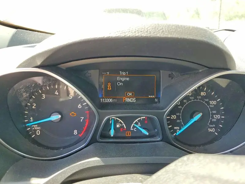 2017 FORD ESCAPE SE  