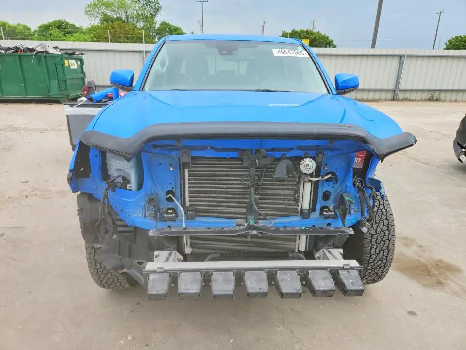 2020 TOYOTA TACOMA SR5 V6  