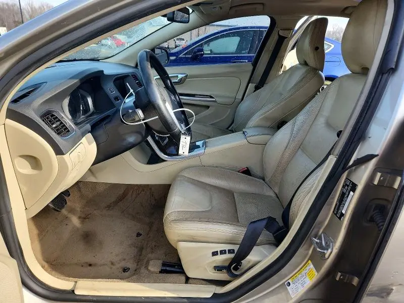 2014 VOLVO S60 T5  