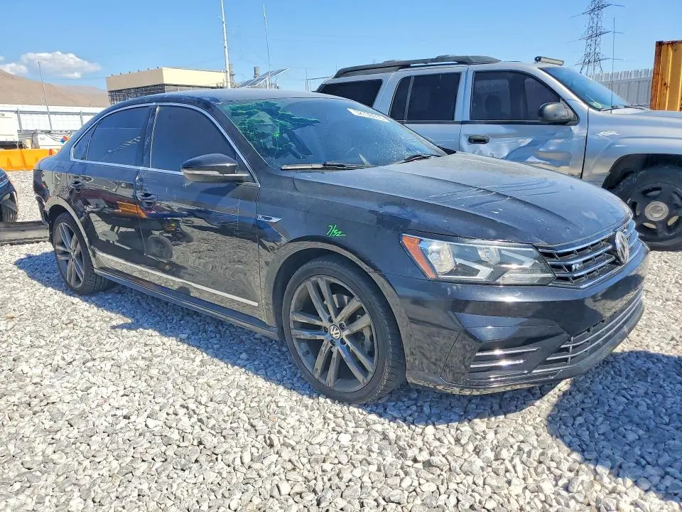2017 VOLKSWAGEN PASSAT R-LINE  