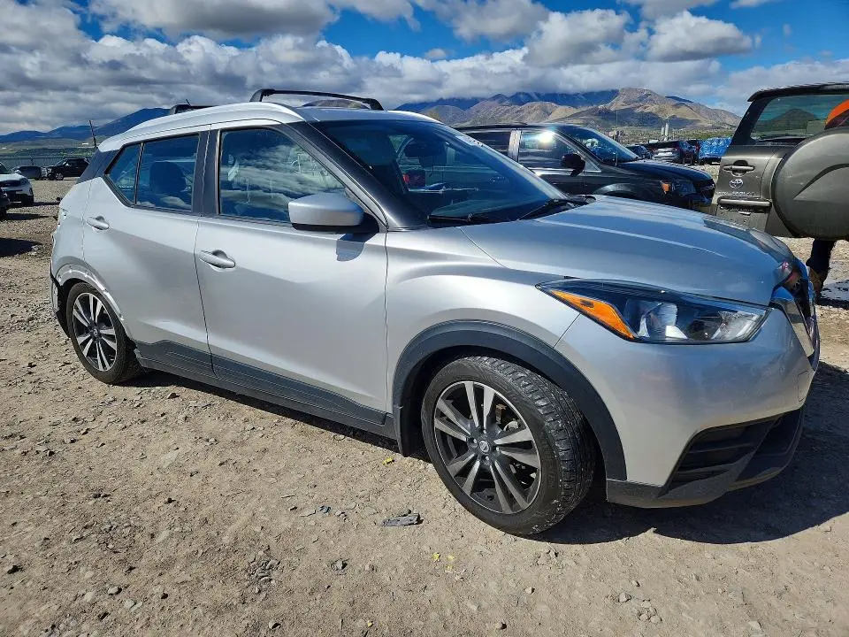 2018 NISSAN KICKS SV  