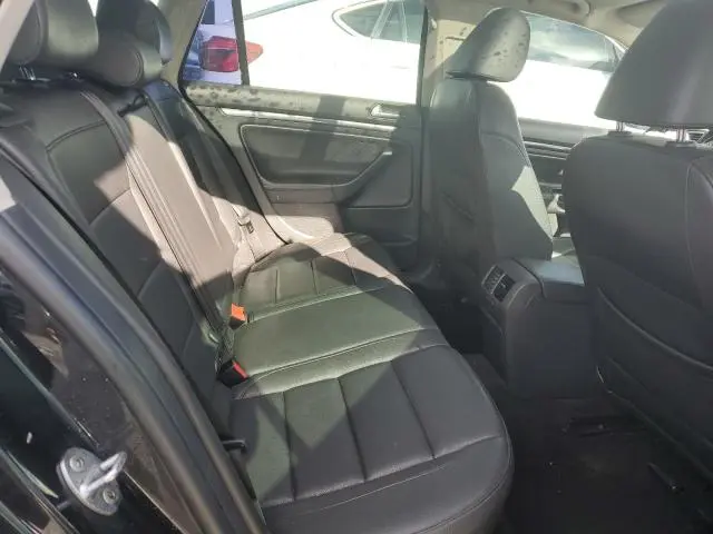 2013 VOLKSWAGEN JETTA TDI  