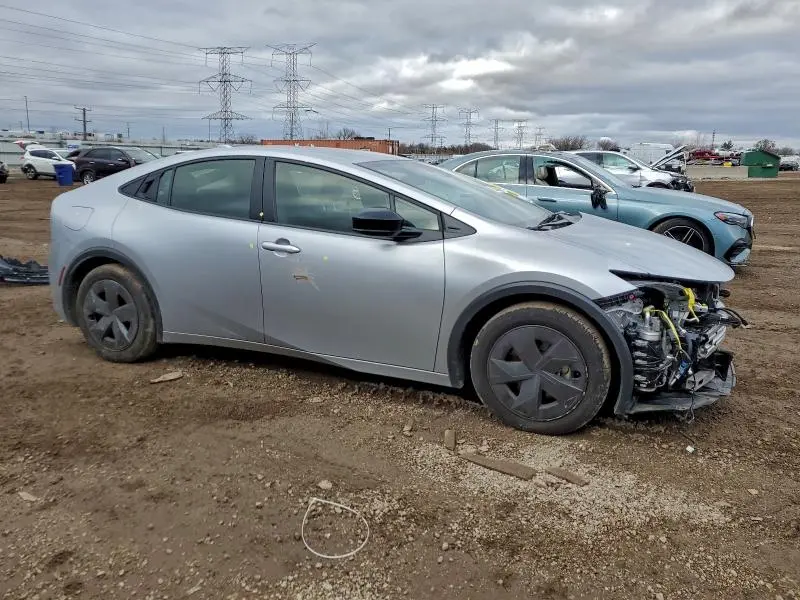 2023 TOYOTA PRIUS PRIME SE  