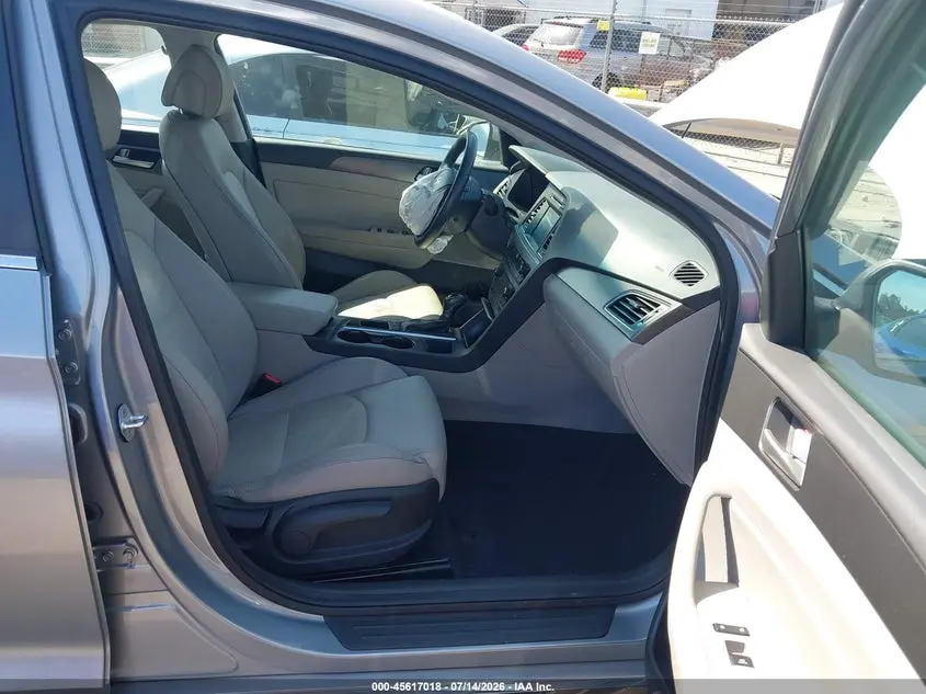 2016 HYUNDAI SONATA SPORT