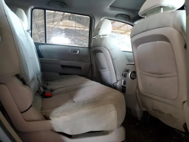 2015 HONDA PILOT SE  