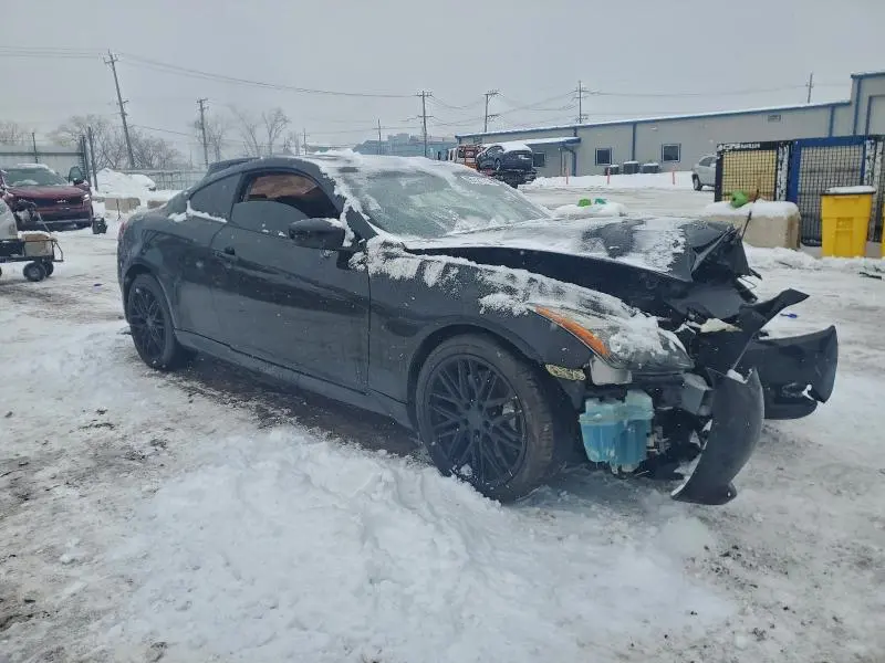 2013 INFINITI G37   
