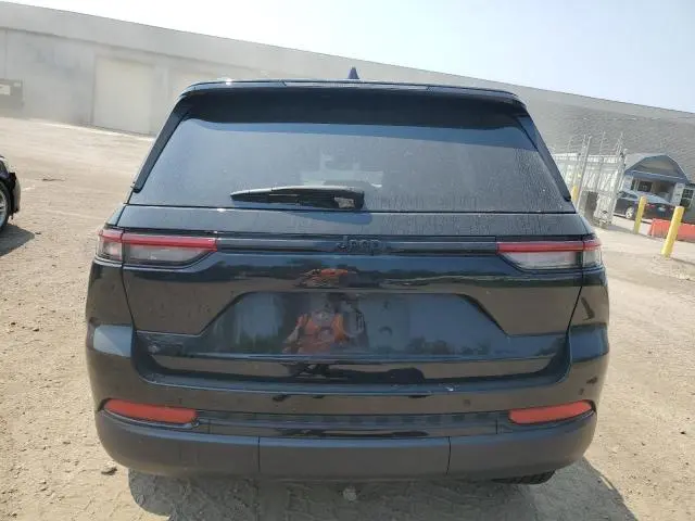 2024 JEEP GRAND CHEROKEE LAREDO  