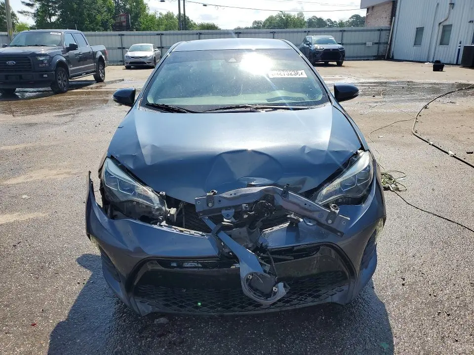 2019 TOYOTA COROLLA SE  