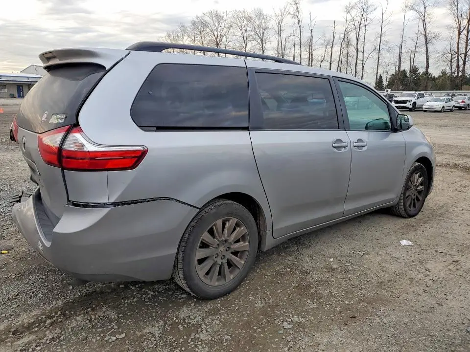 2015 TOYOTA SIENNA L 7-PASSENGER  