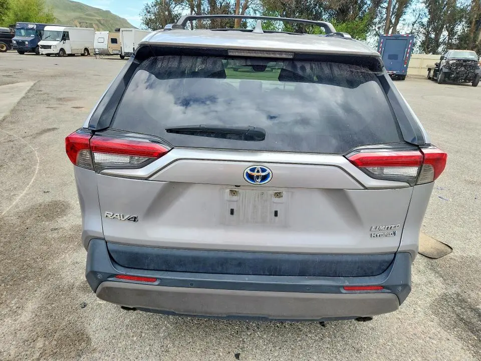 2020 TOYOTA RAV4 LIMITED  