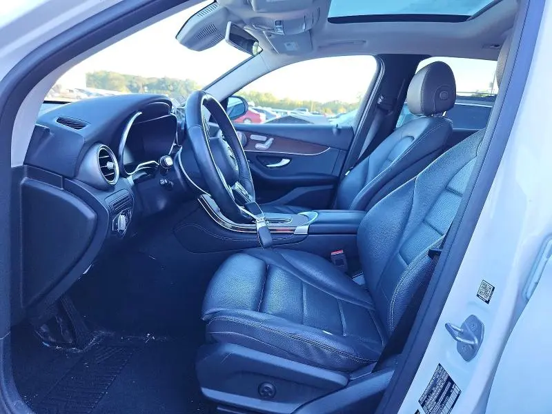 2020 MERCEDES-BENZ GLC 300 4MATIC  