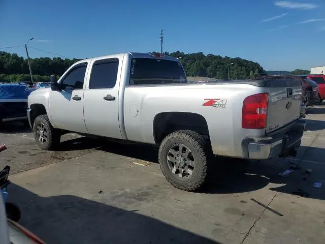 2011 CHEVROLET SILVERADO K2500 HEAVY DUTY LT  
