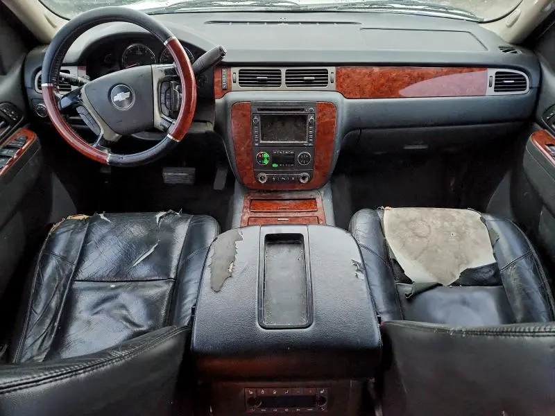 2010 CHEVROLET SUBURBAN C1500 LTZ  