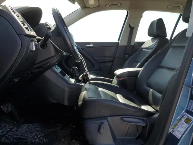 2017 VOLKSWAGEN TIGUAN S  