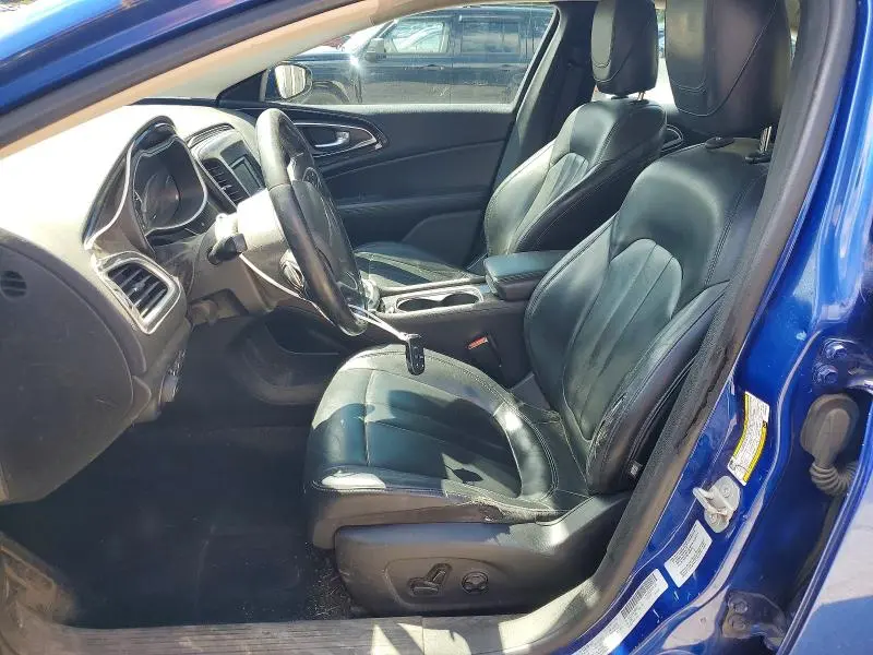2015 CHRYSLER 200 C  
