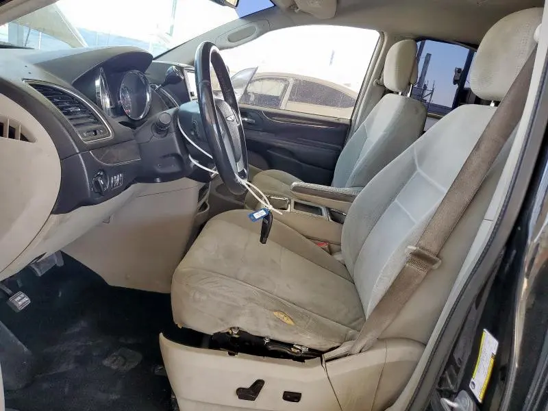 2013 CHRYSLER TOWN & COUNTRY TOURING  
