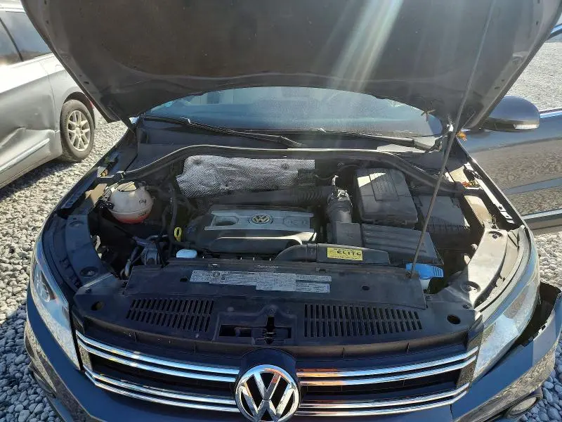 2012 VOLKSWAGEN TIGUAN S  