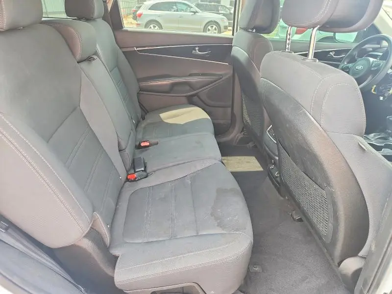 2016 KIA SORENTO LX V6  
