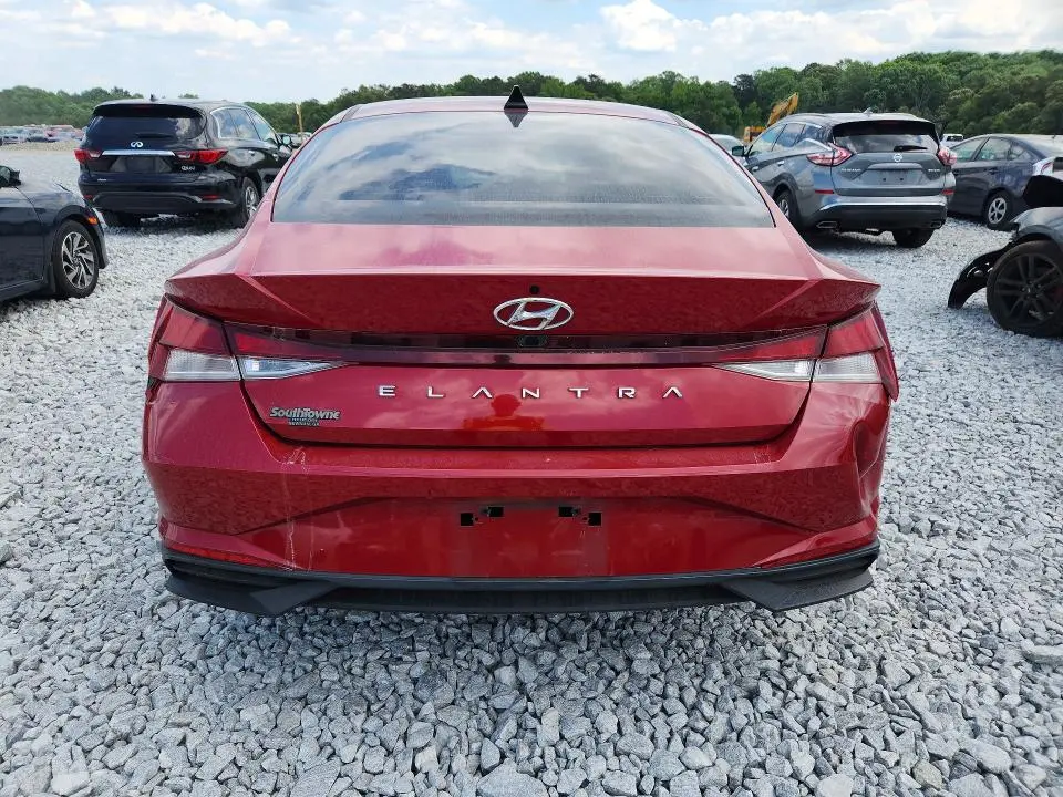 2021 HYUNDAI ELANTRA SEL  