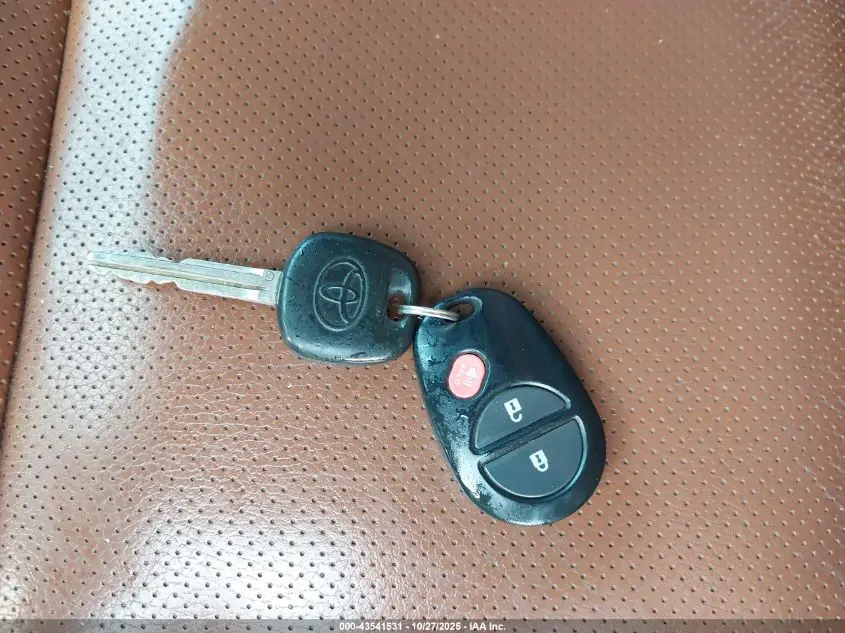 2012 TOYOTA TUNDRA LIMITED 5.7L V8