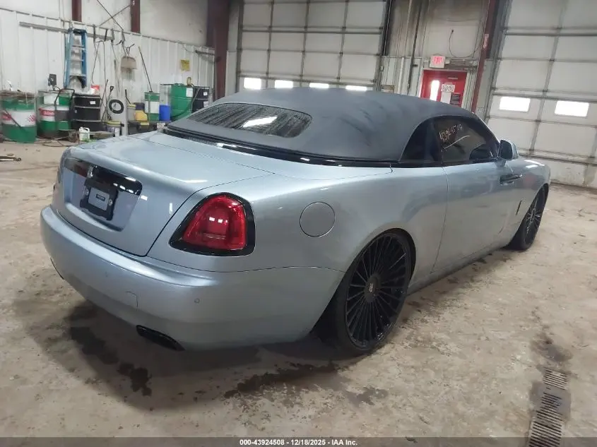 2018 ROLLS-ROYCE DAWN  
