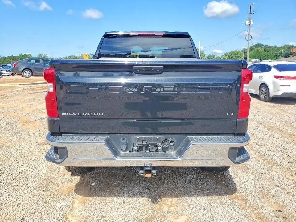 2023 CHEVROLET SILVERADO K1500 LT  