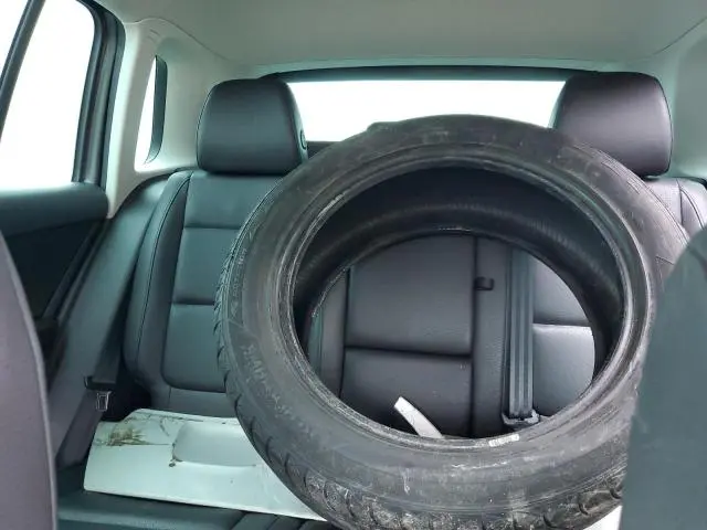 2014 VOLKSWAGEN TIGUAN S  