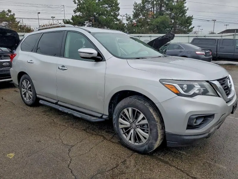 2018 NISSAN PATHFINDER S  