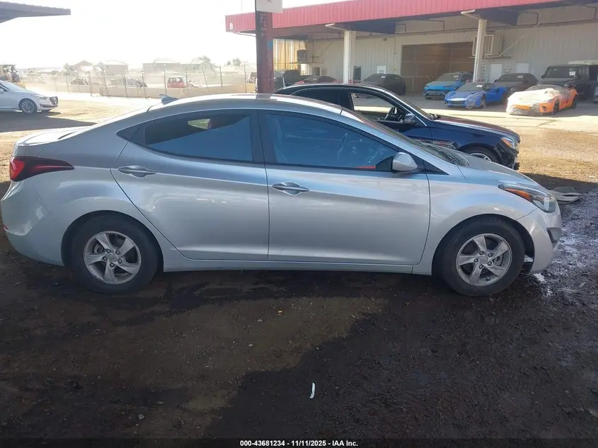 2014 HYUNDAI ELANTRA SE