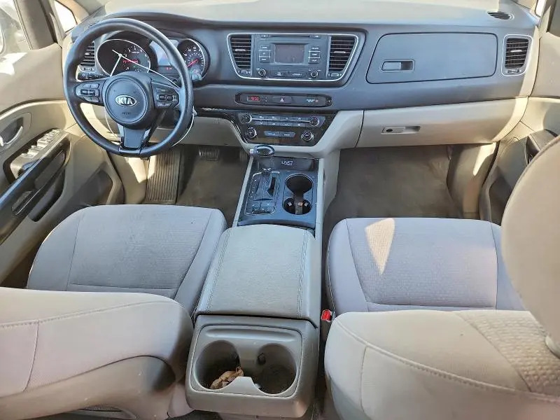 2016 KIA SEDONA LX  