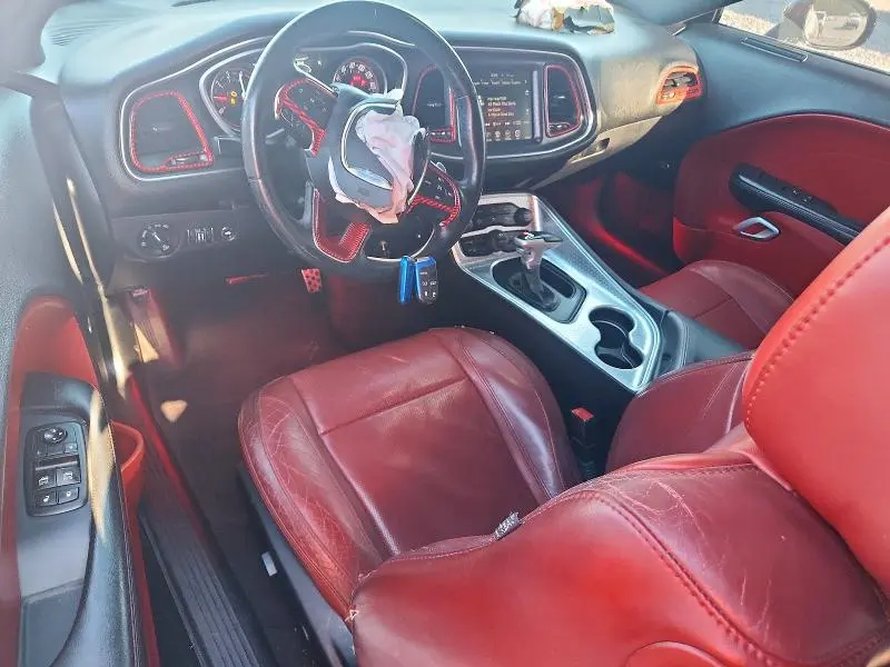 2016 DODGE CHALLENGER SXT  