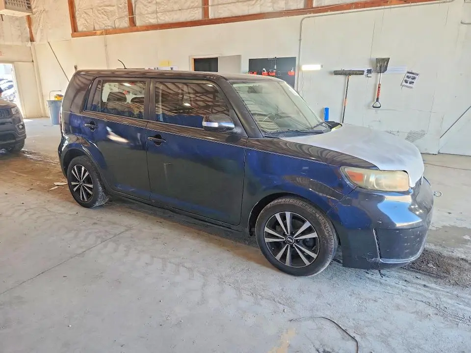 2010 TOYOTA SCION XB  