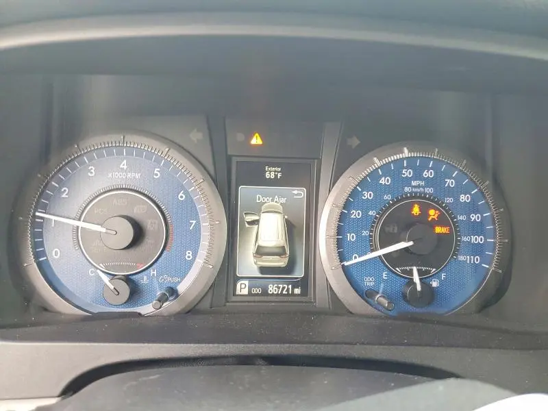 2017 TOYOTA SIENNA XLE 8-PASSENGER  