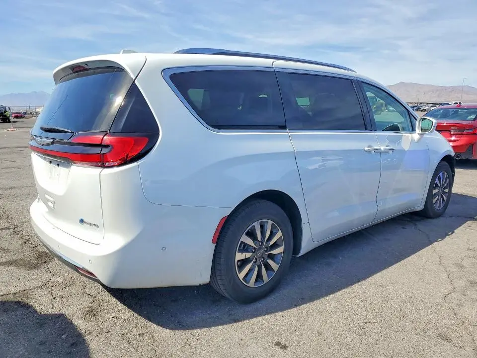 2021 CHRYSLER PACIFICA HYBRID TOURING L  