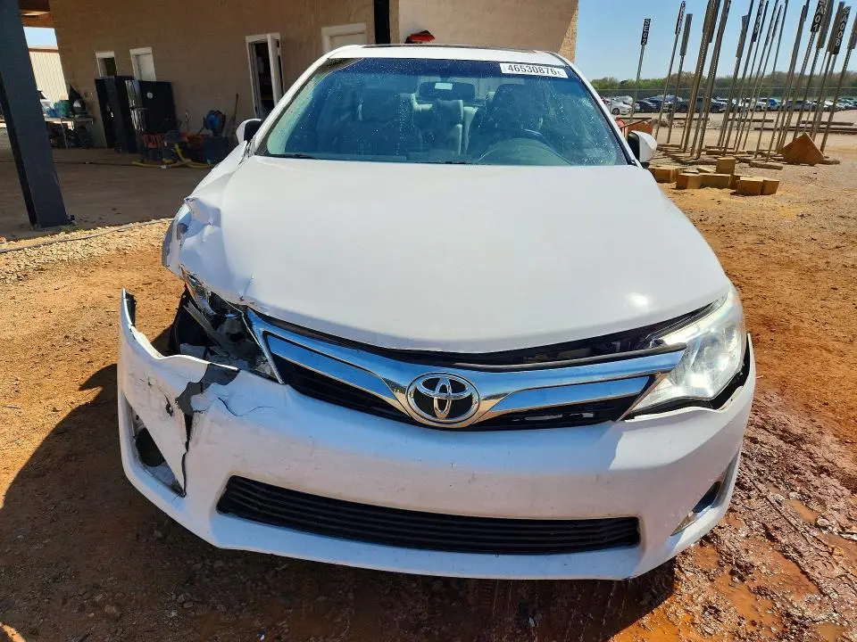 2014 TOYOTA CAMRY XLE V6  
