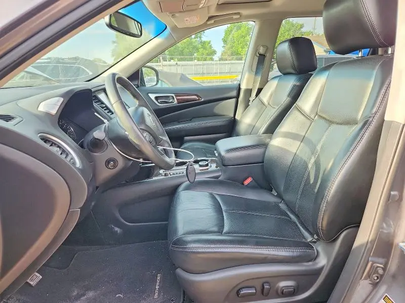 2016 NISSAN PATHFINDER PLATINUM  