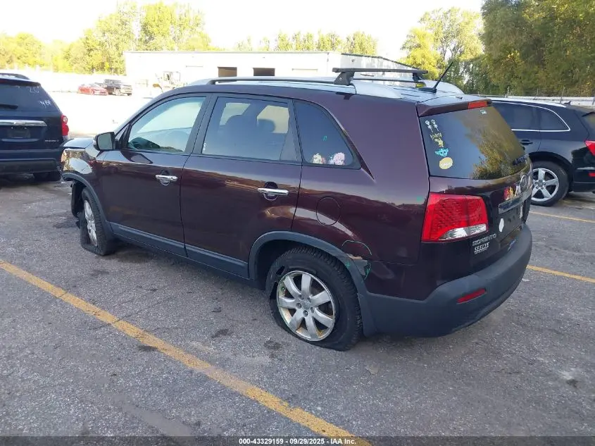 2013 KIA SORENTO LX