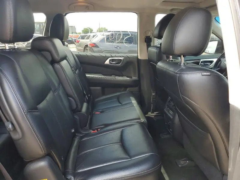 2014 NISSAN PATHFINDER SL  