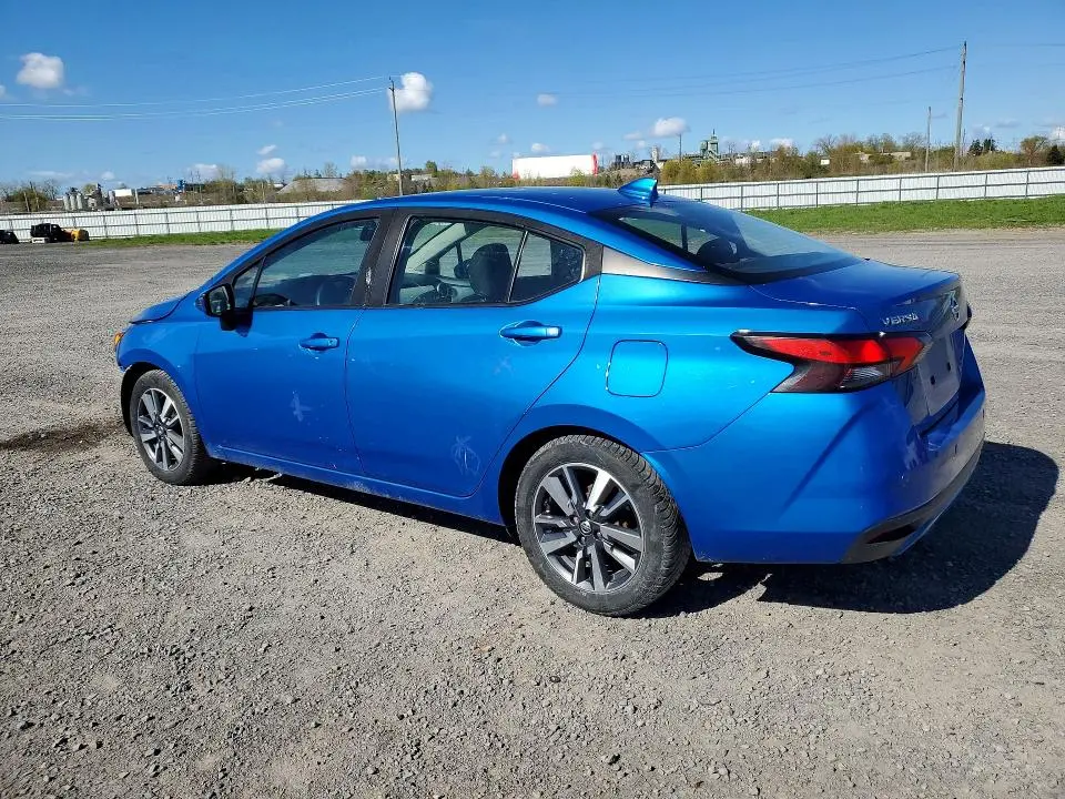 2021 NISSAN VERSA SV  