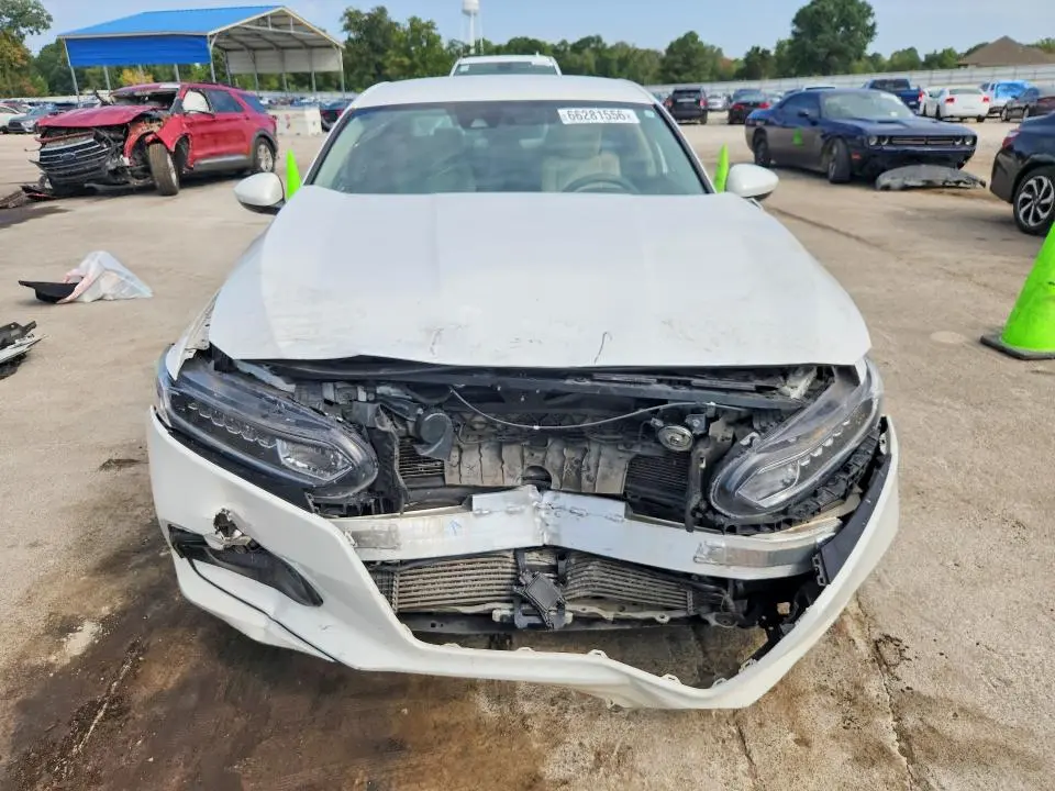 2018 HONDA ACCORD LX  