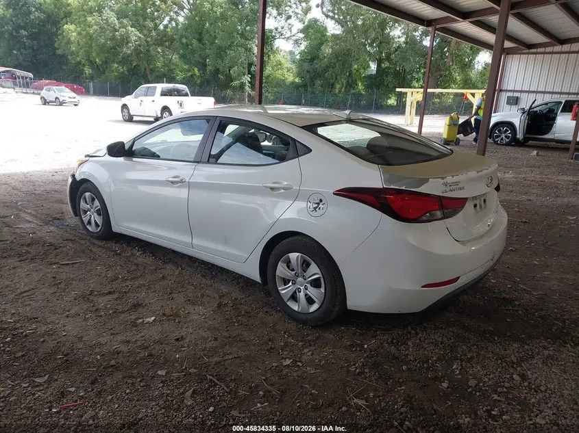 2016 HYUNDAI ELANTRA SE