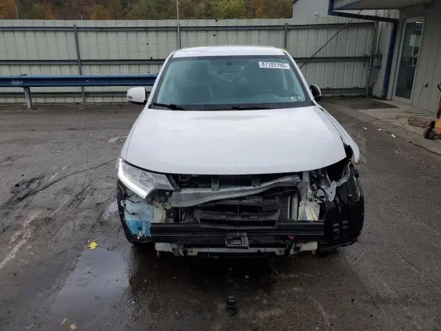 2017 MITSUBISHI OUTLANDER SE  