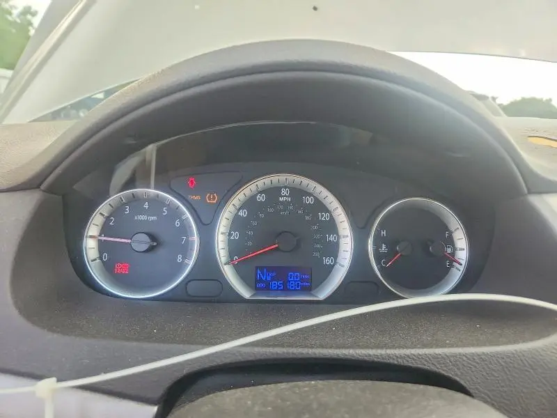 2010 HYUNDAI SONATA GLS  