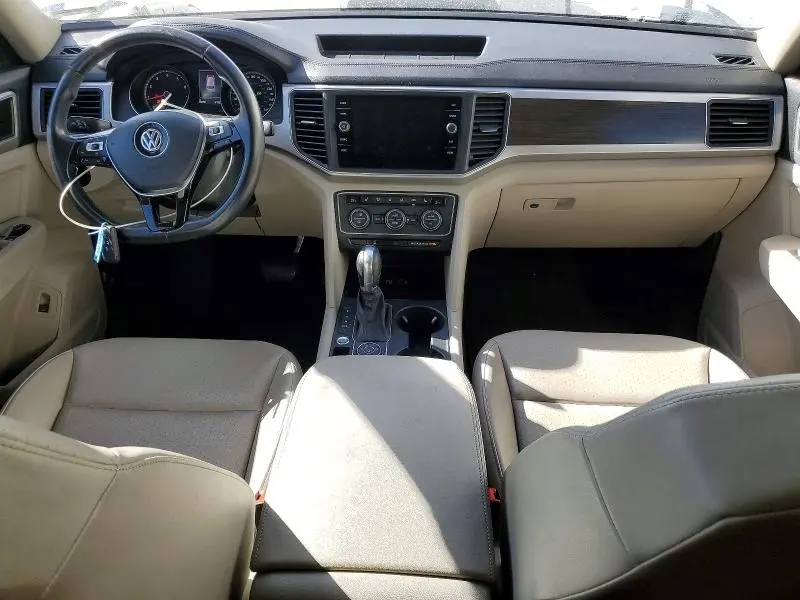 2018 VOLKSWAGEN ATLAS SE  