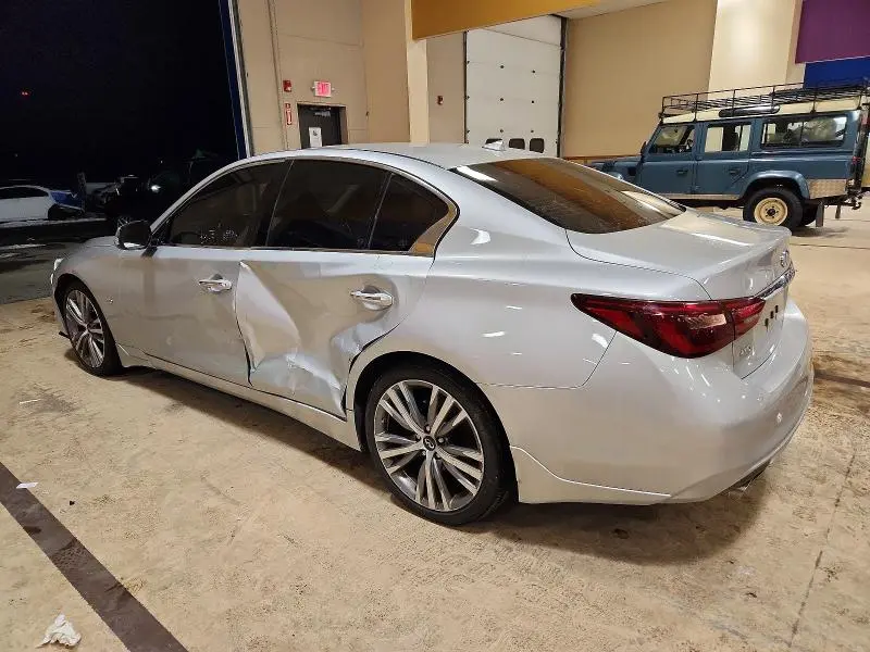 2018 INFINITI Q50 LUXE  
